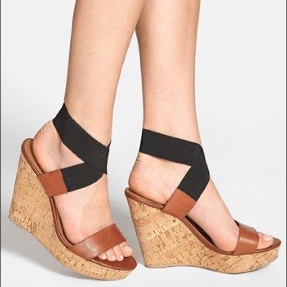 Steve Madden Shoes - Steve Madden Roperr Size 8 GUC Sandal Wedge Wrap